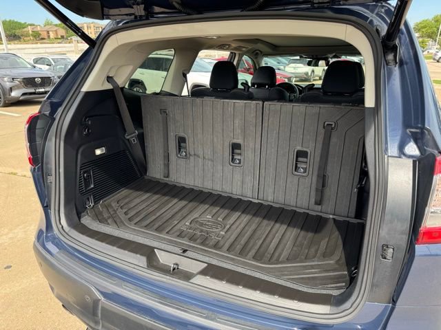 Used 2025 Subaru Ascent Onyx Edition image 23