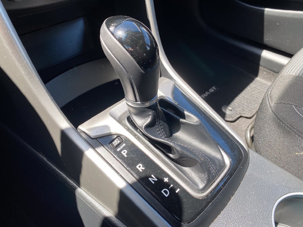 Used 2016 Hyundai Elantra GT FWD image 47