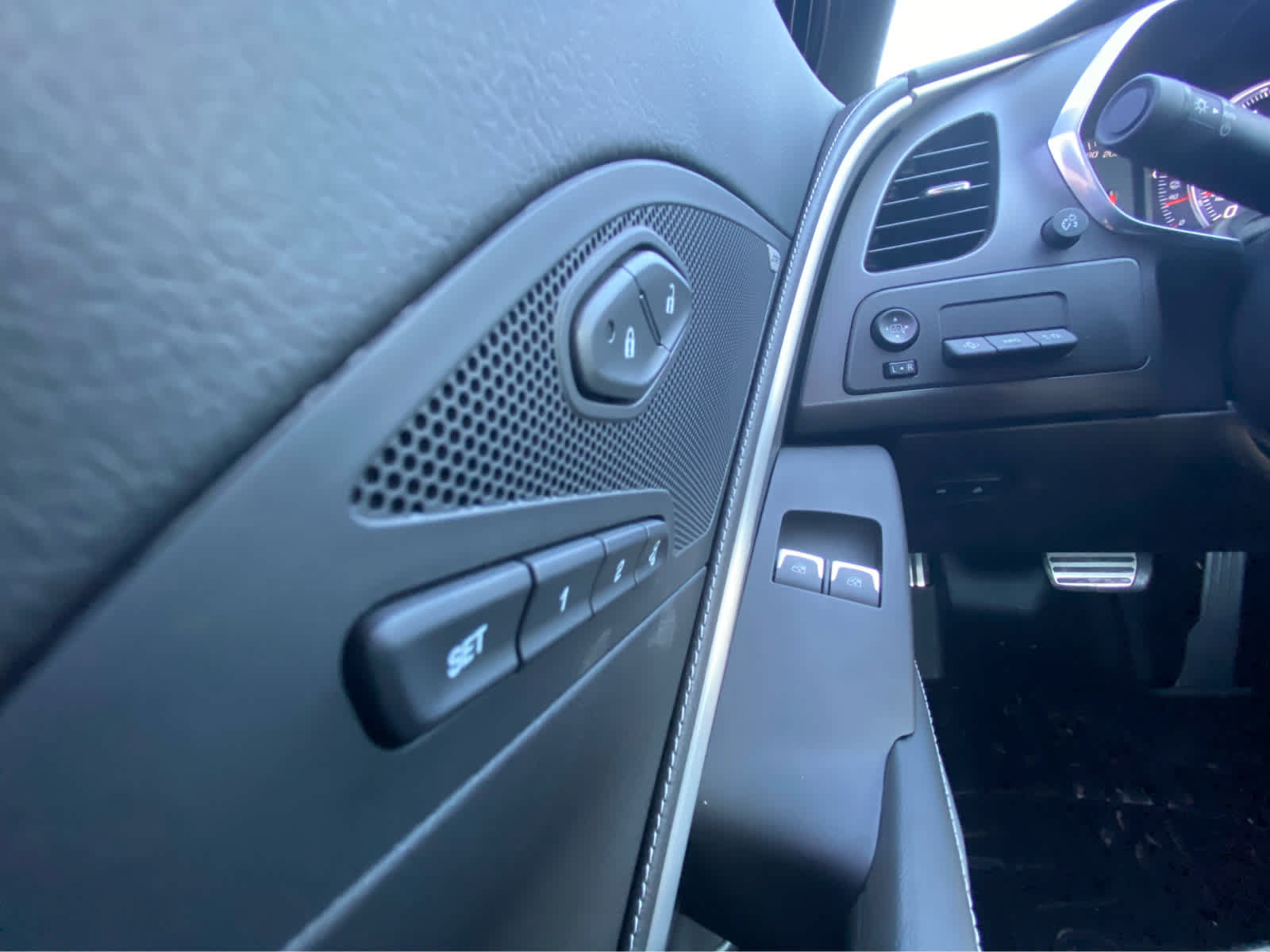 Used 2019 Chevrolet Corvette Grand Sport RWD image 31