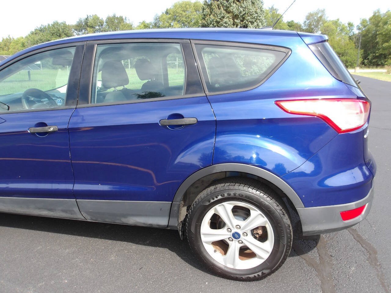 Used 2014 Ford Escape S FWD image 32