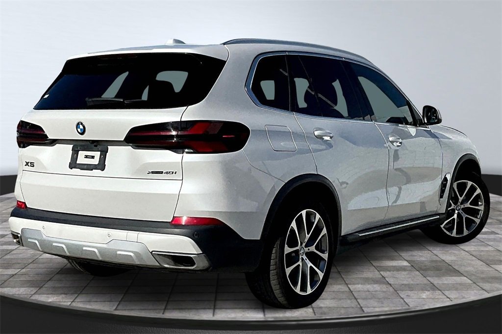 Used 2024 BMW X5 xDrive40i image 14