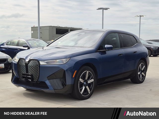 Used 2024 BMW iX xDrive50 w/ Sport Package AWD/4WD video 1