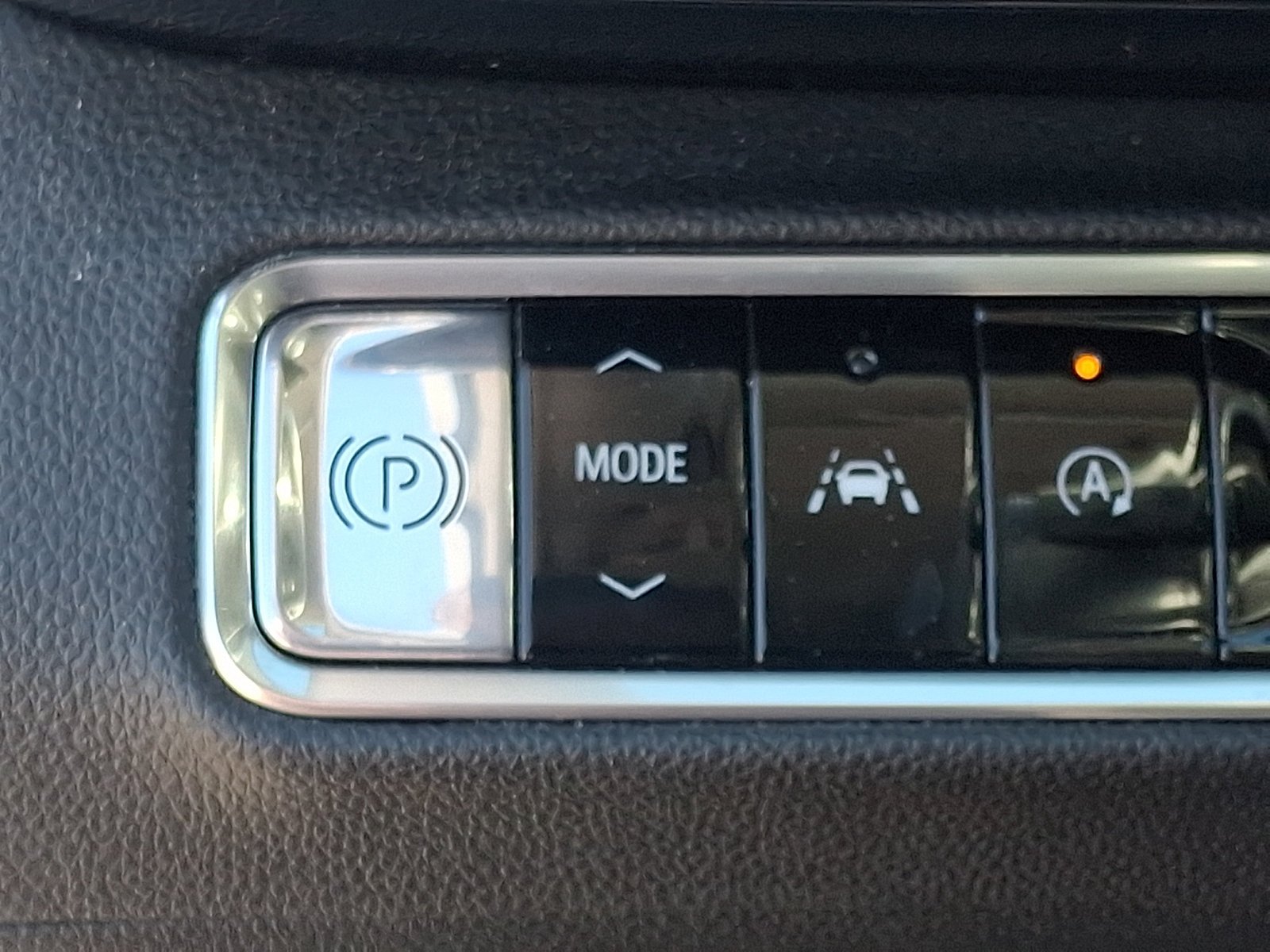 Used 2024 Buick Envision Preferred AWD/4WD image 23
