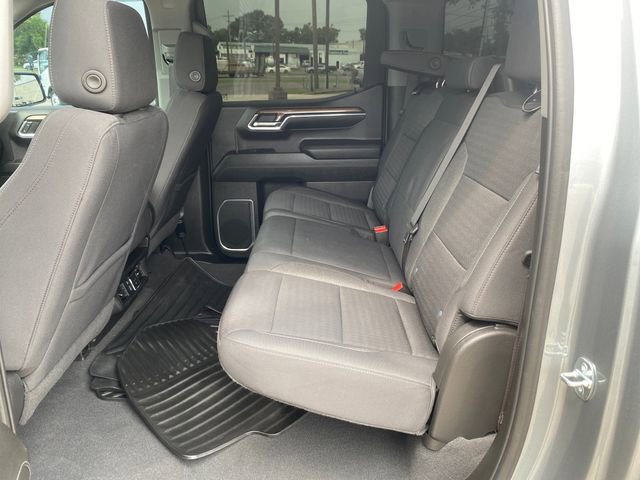 Used 2023 Chevrolet Silverado 1500 LT AWD/4WD image 30