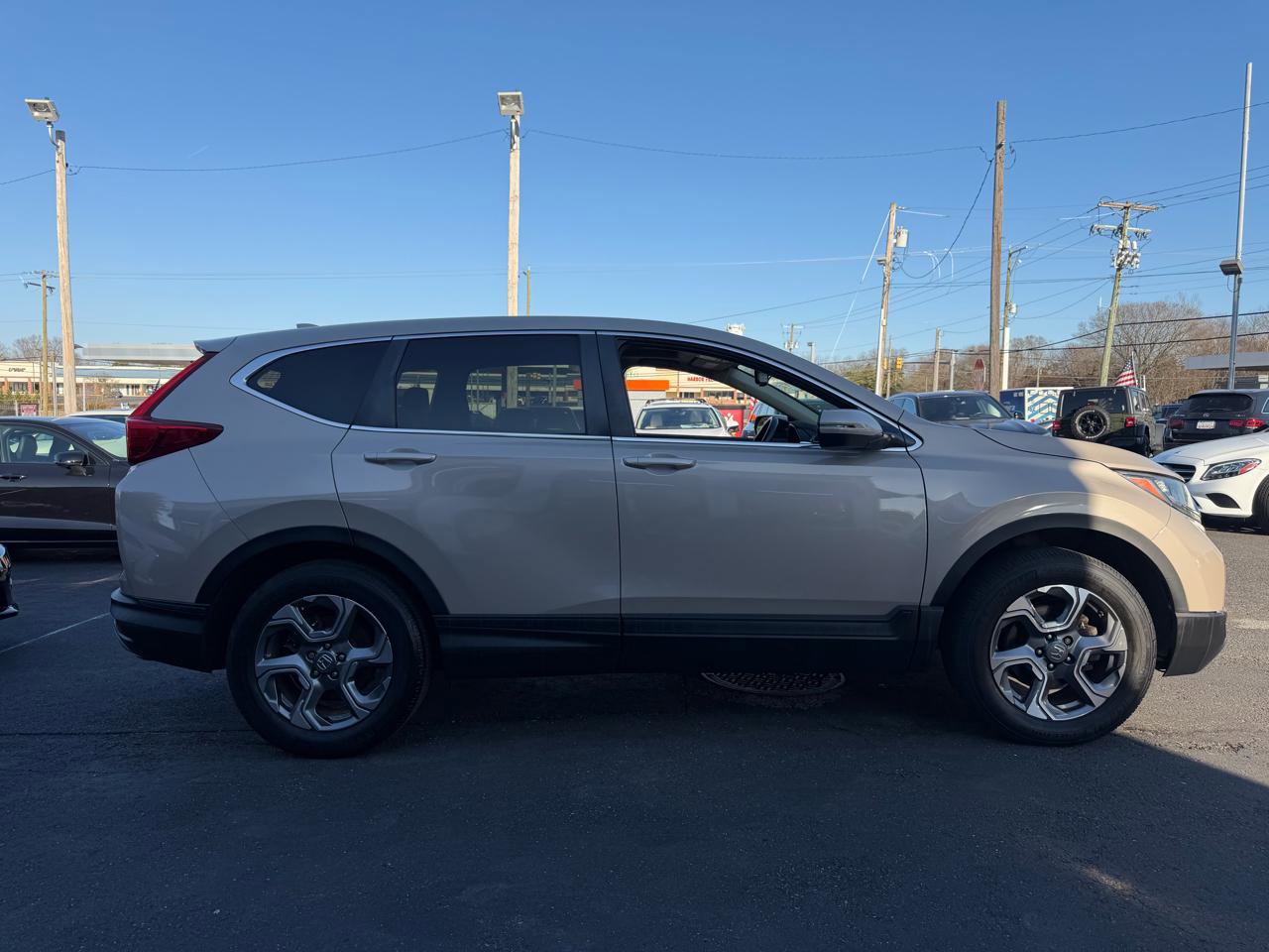 Used 2017 Honda CR-V EX-L image 4