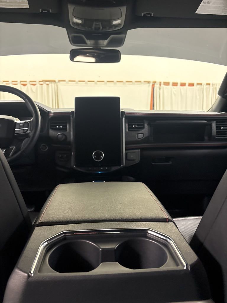 Used 2024 Ford Expedition Max Limited AWD/4WD image 20