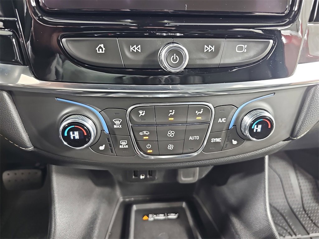 Certified 2023 Chevrolet Traverse LT w/ LPO, Floor Liner Package image 33