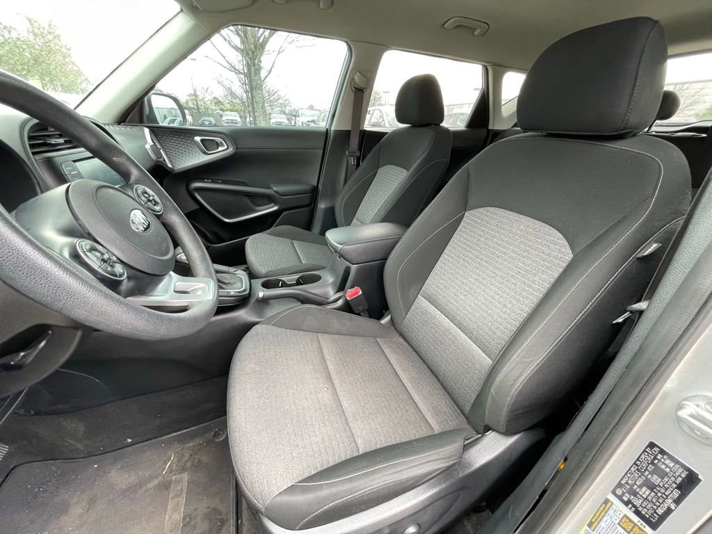 Used 2021 Kia Soul S image 23