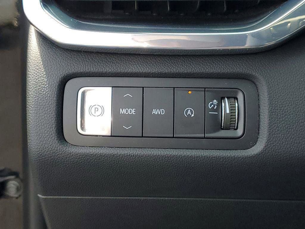 Used 2025 GMC Acadia Elevation AWD/4WD image 8