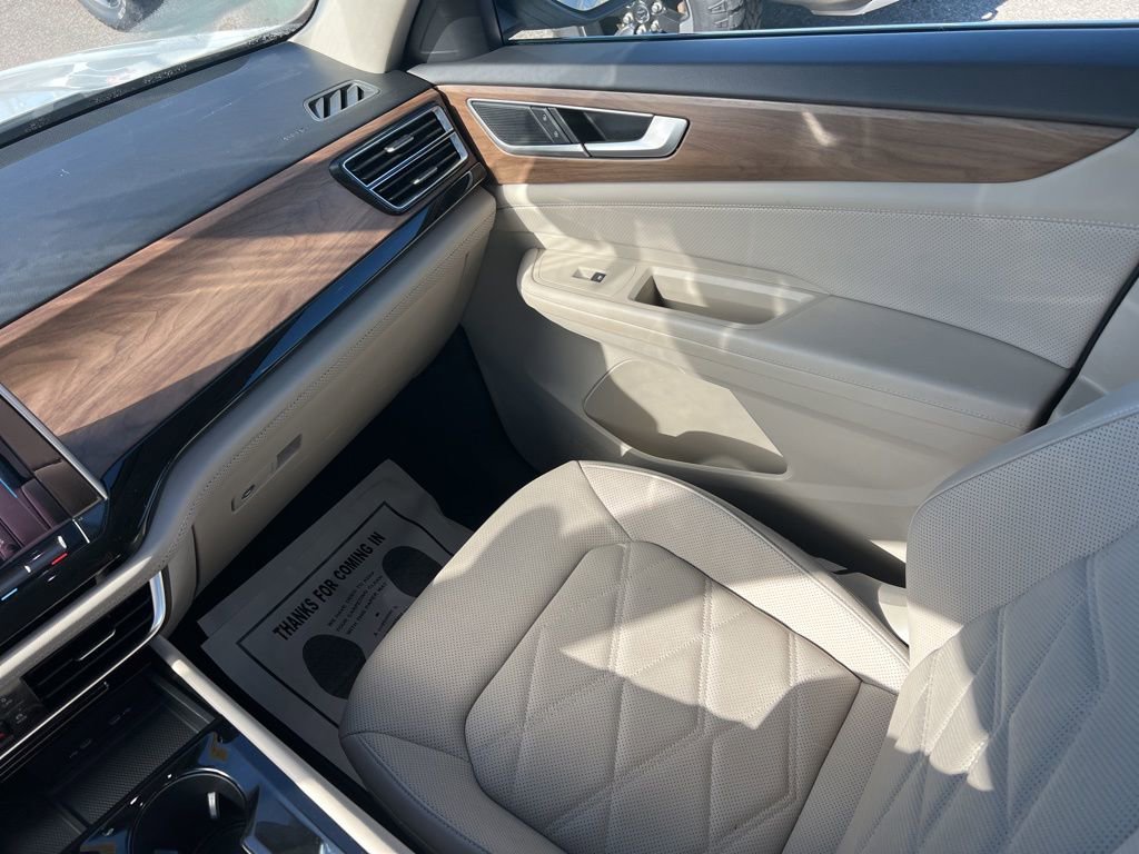 Used 2024 Volkswagen Atlas SE w/ Panoramic Sunroof Package image 27