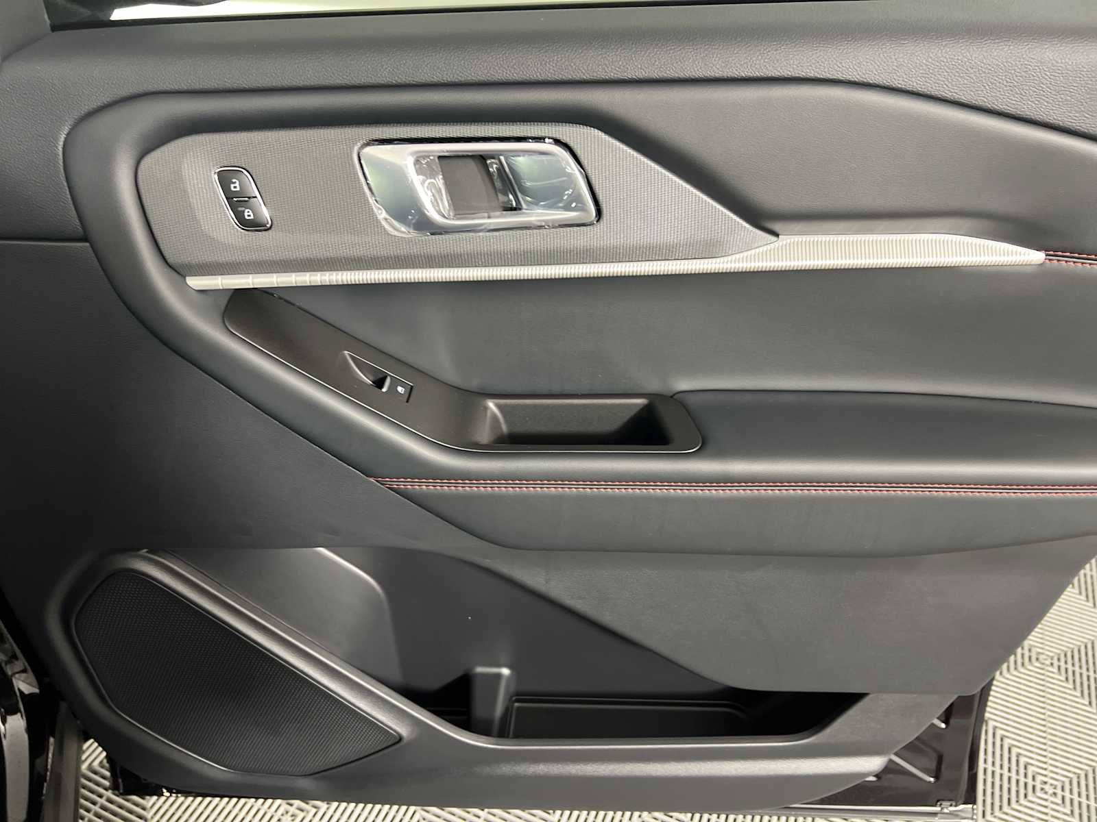 New 2026 Ford Explorer ST-Line RWD image 13