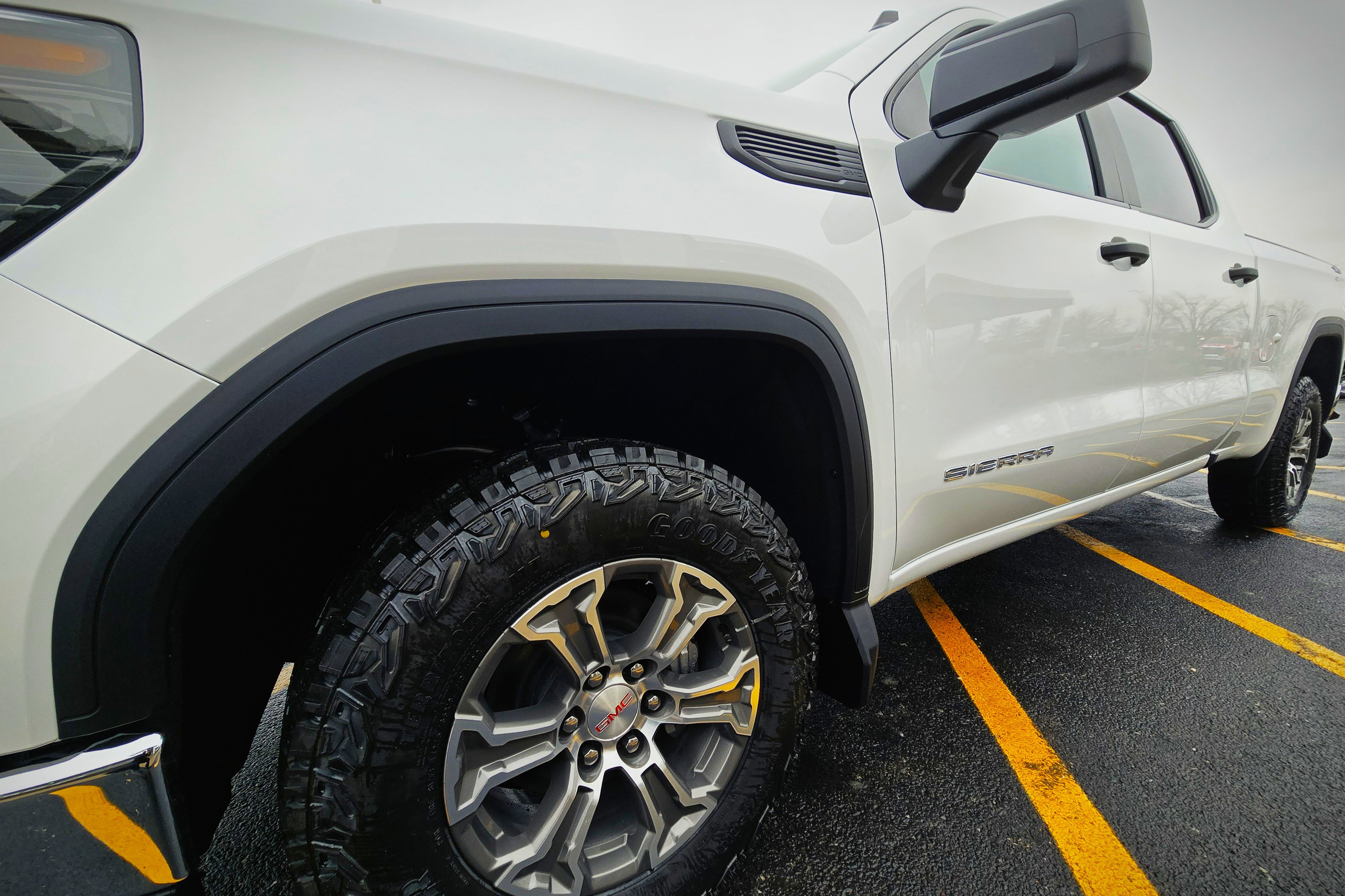 New 2026 GMC Sierra 1500 Pro w/ Pro Value Package image 30