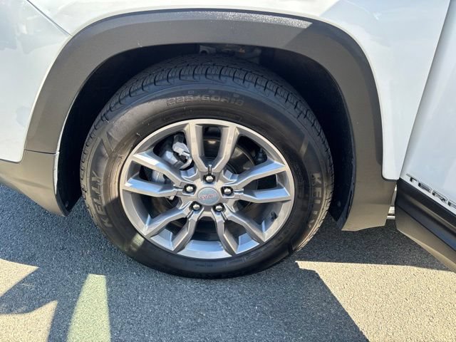Used 2024 GMC Terrain SLT AWD/4WD image 34