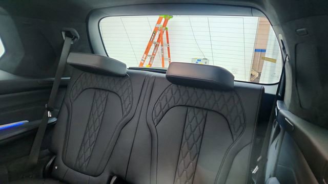 Used 2024 BMW X7 xDrive40i w/ Executive Package image 31