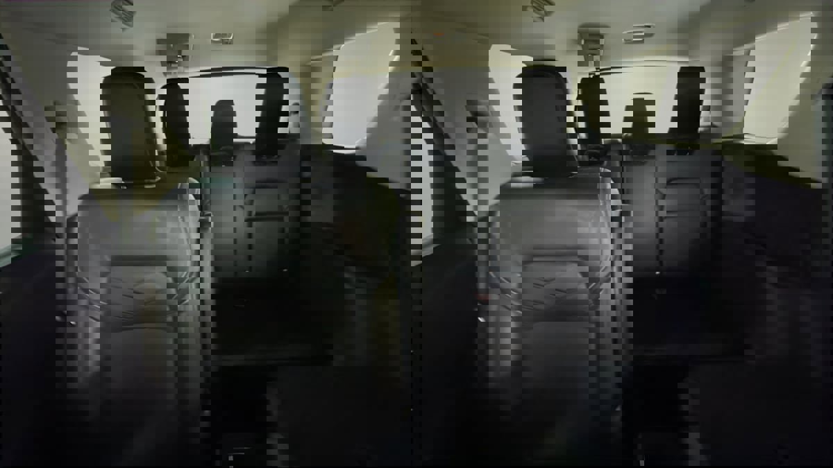 Used 2022 Nissan Pathfinder Platinum w/ Cargo Package image 15