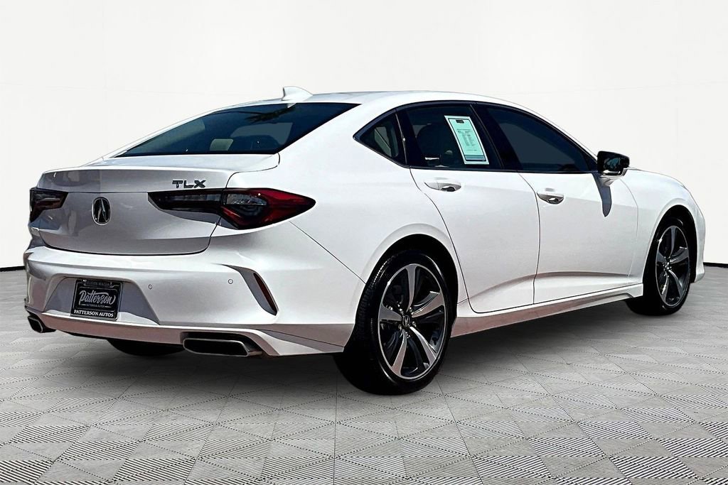 Used 2025 Acura TLX w/ Technology Package image 2