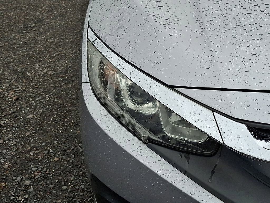 Used 2016 Honda Civic EX image 9