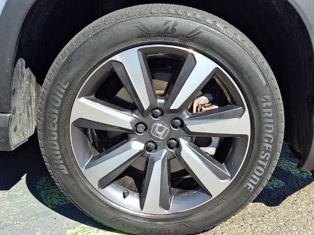 Certified 2024 Honda Pilot Touring image 8