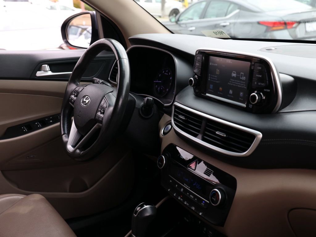 Used 2021 Hyundai Tucson Limited image 20