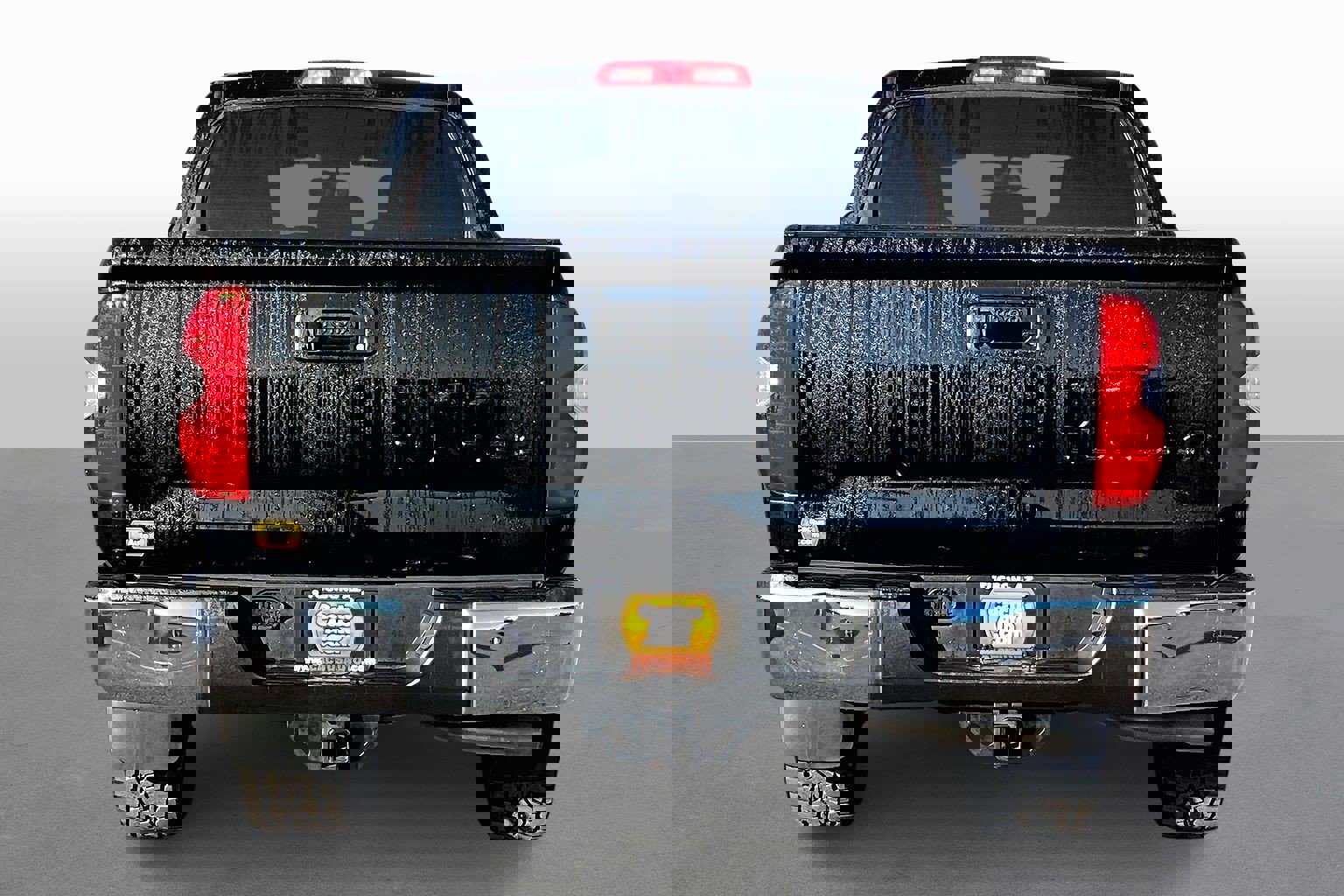 Used 2016 Toyota Tundra SR5 w/ TRD Off Road Package image 4