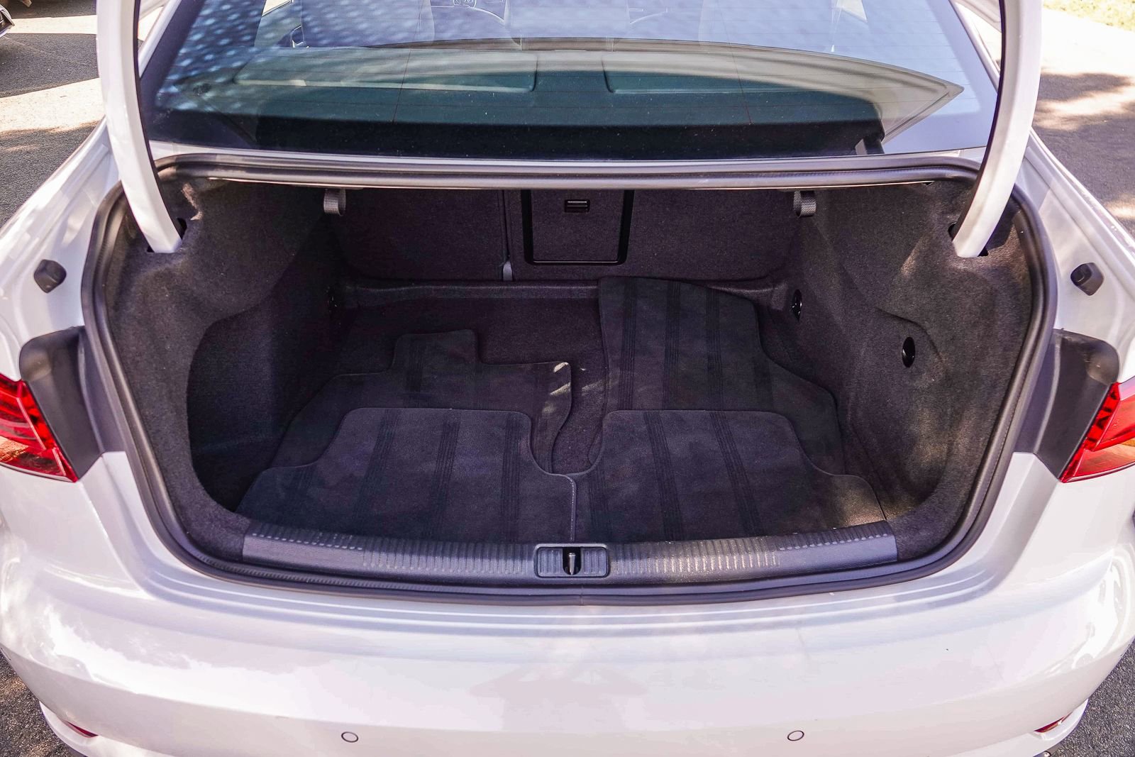 Used 2020 Audi A3 2.0T Premium image 26