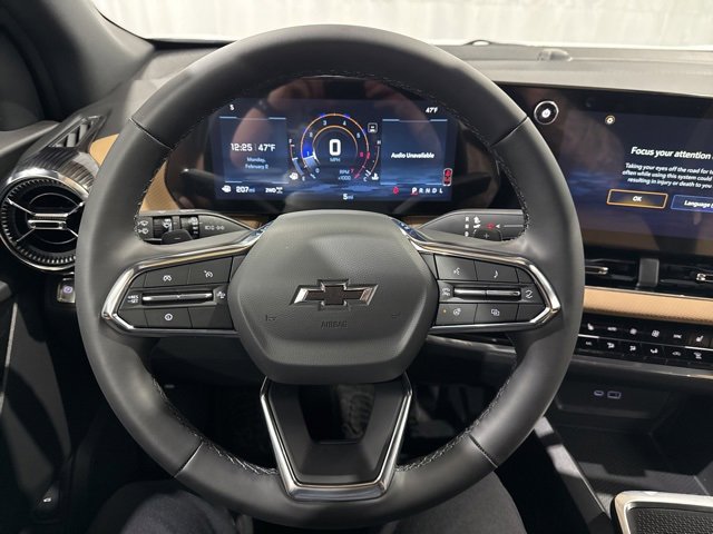 New 2026 Chevrolet Equinox ACTIV w/ Safety and Technology Package image 21