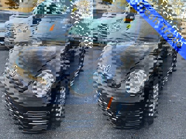 Used 2018 Volkswagen Beetle 2.0T S image 1