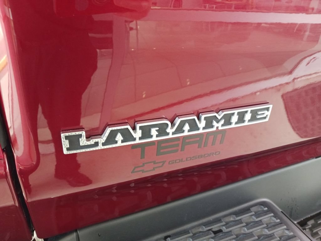 Used 2025 RAM 1500 Laramie AWD/4WD image 30