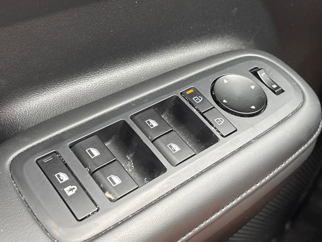 Used 2025 Hyundai Santa Fe SEL AWD/4WD image 14
