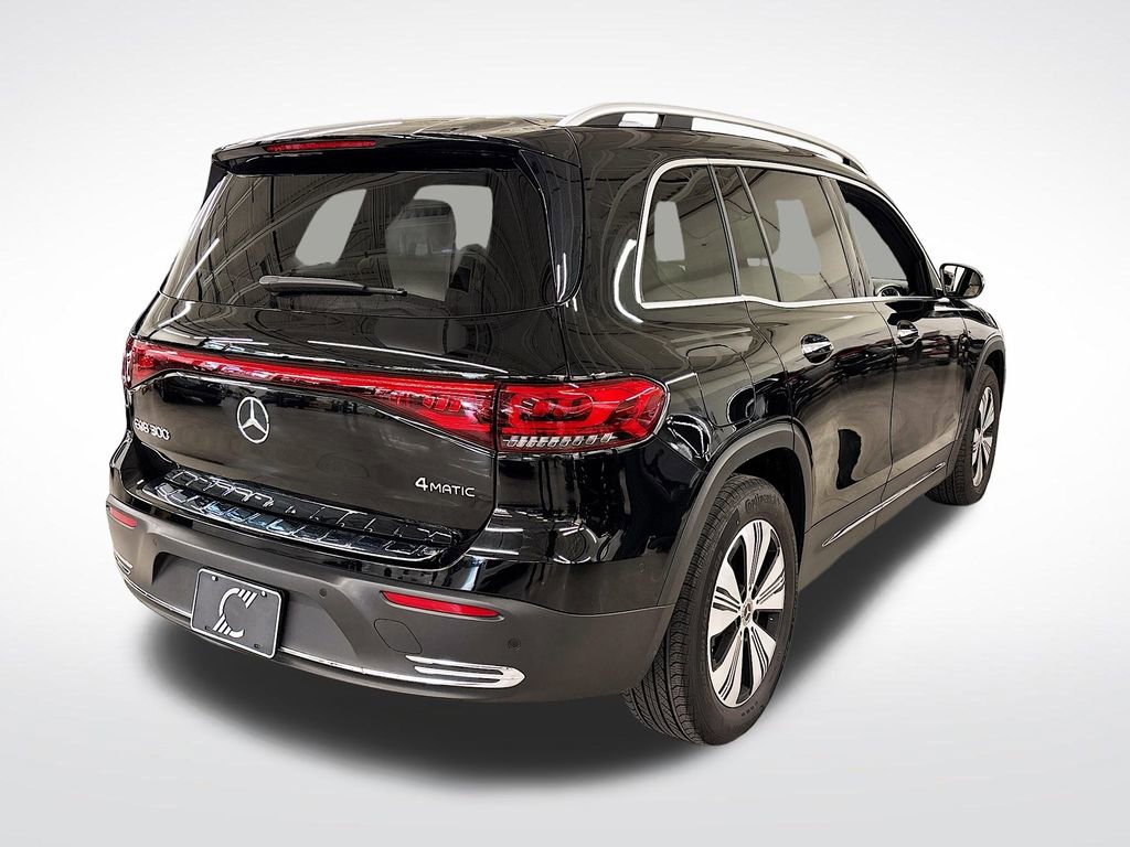 Used 2023 Mercedes-Benz EQB 300 4MATIC image 5