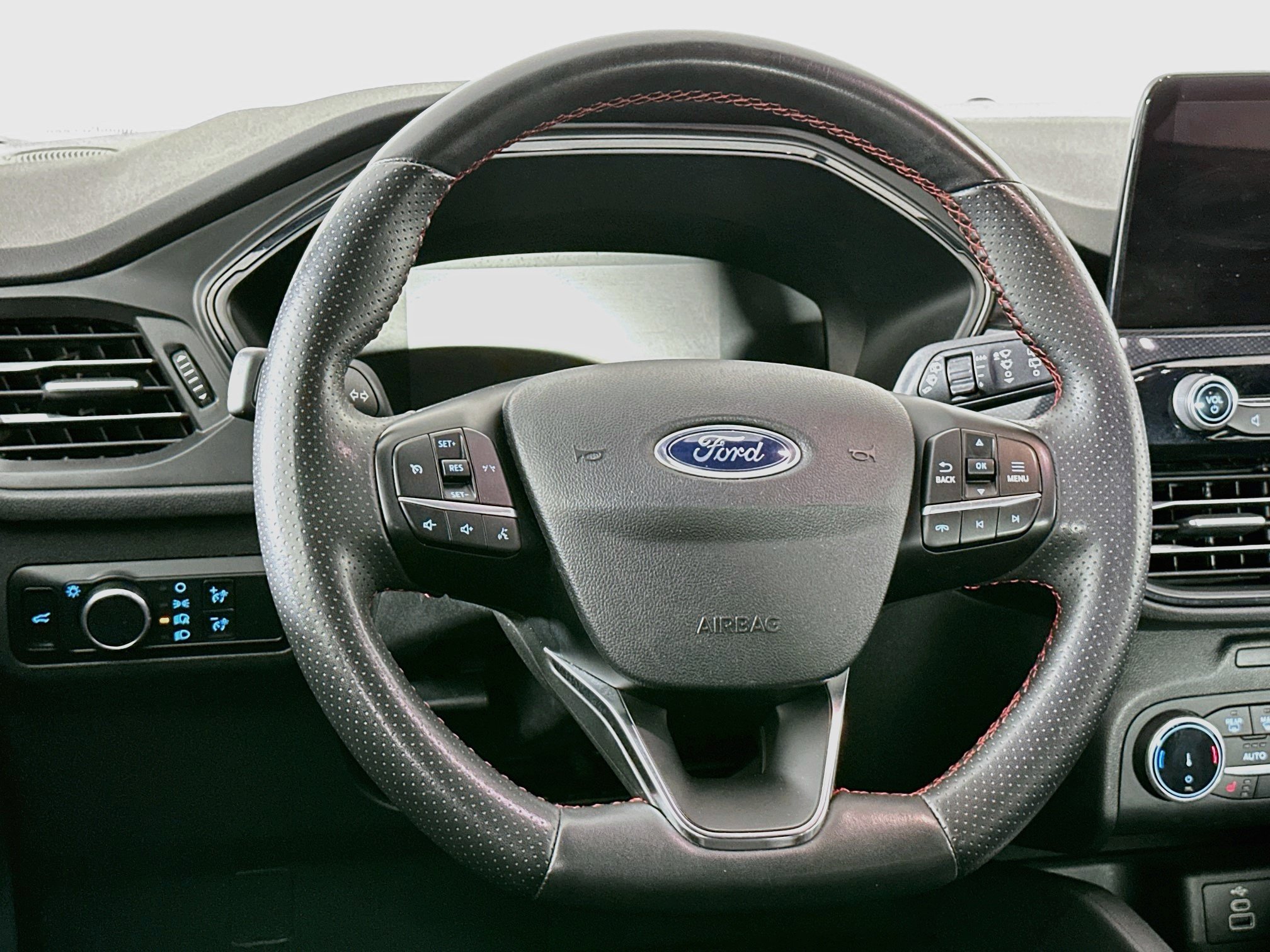 Used 2024 Ford Escape ST-Line AWD/4WD image 18