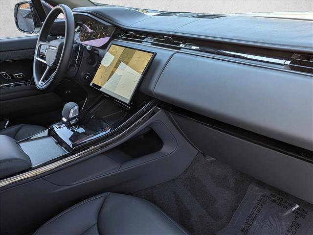 Used 2024 Land Rover Range Rover Sport SE image 23