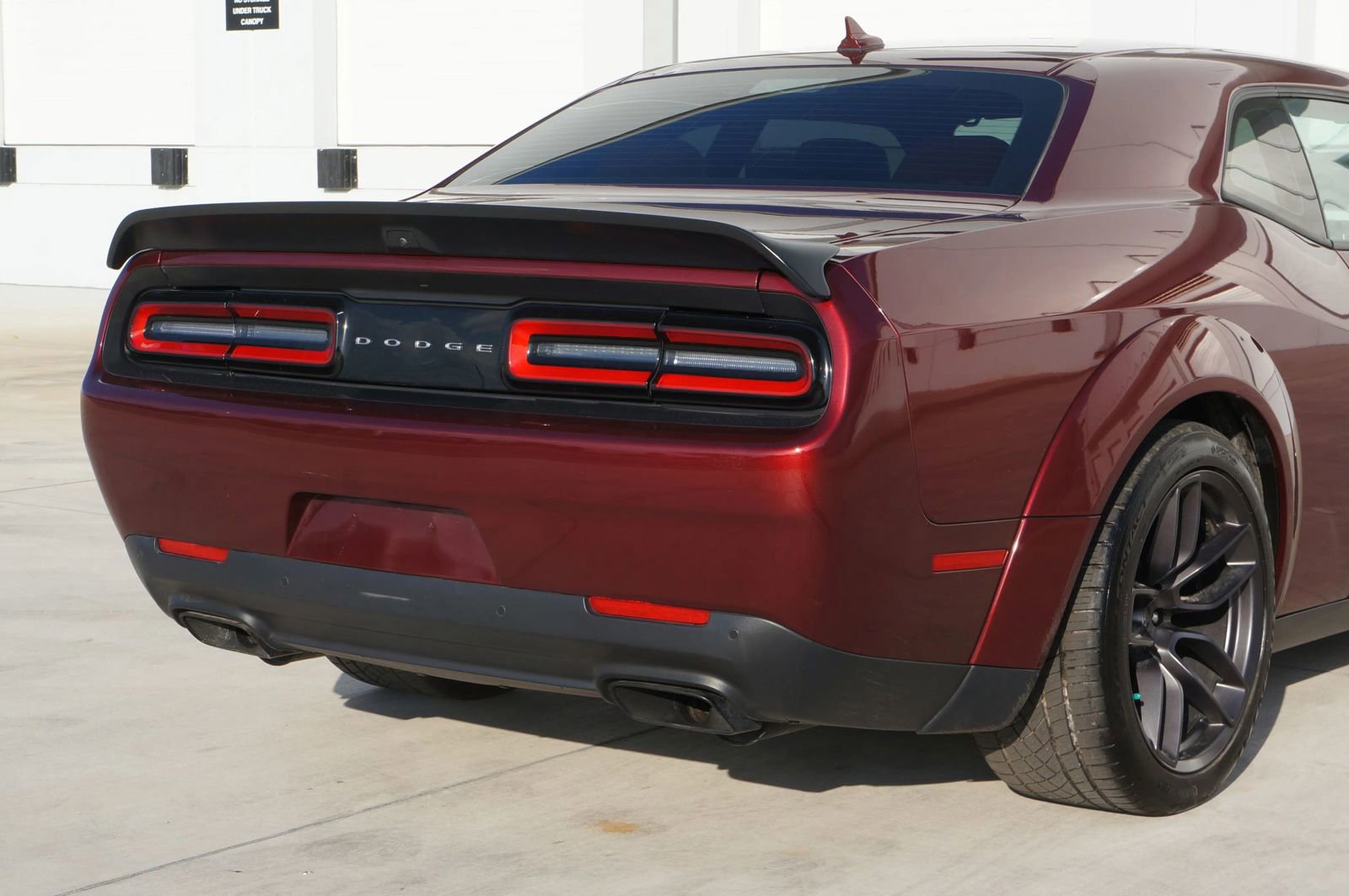 Used 2019 Dodge Challenger SRT Hellcat image 17