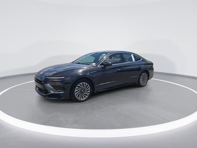 Certified 2025 Hyundai Sonata SEL FWD image 4