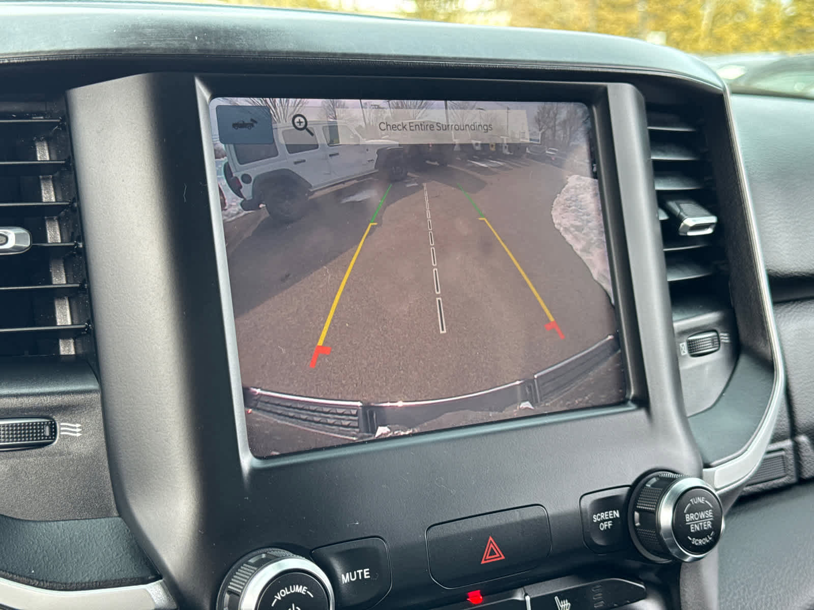 Used 2023 Jeep Grand Cherokee Limited w/ Luxury Tech Group II image 64