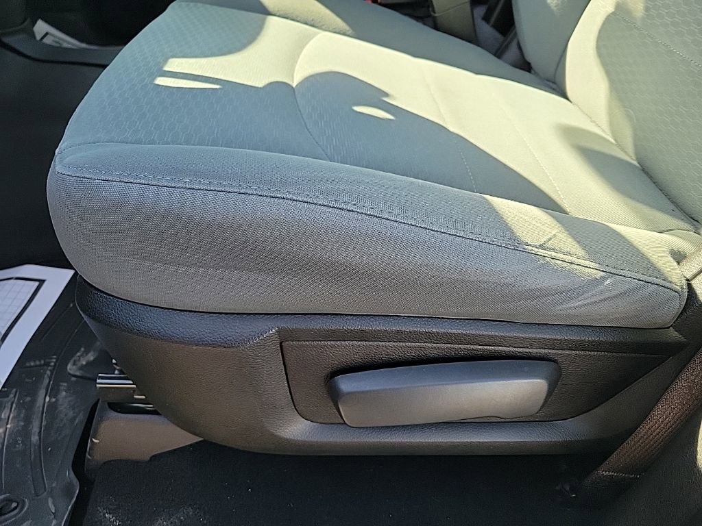 Used 2018 RAM 2500 SLT AWD/4WD image 11