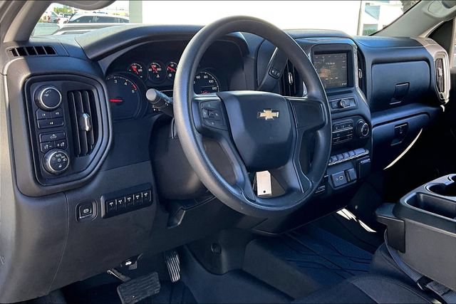 Certified 2022 Chevrolet Silverado 2500 Custom w/ Custom Value Package AWD/4WD image 14