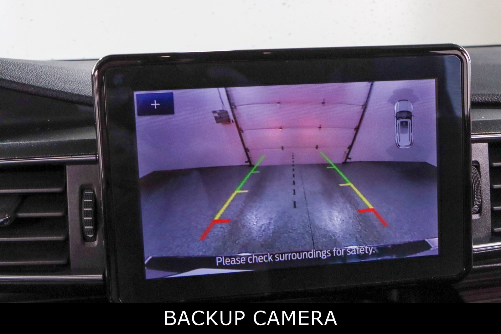 Used 2023 Ford Explorer Limited image 19