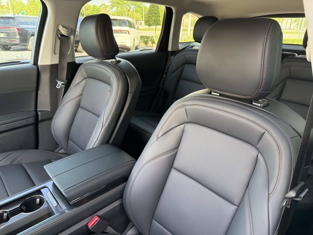New 2026 Lincoln Nautilus Premier w/ Equipment Group 102A AWD/4WD image 13