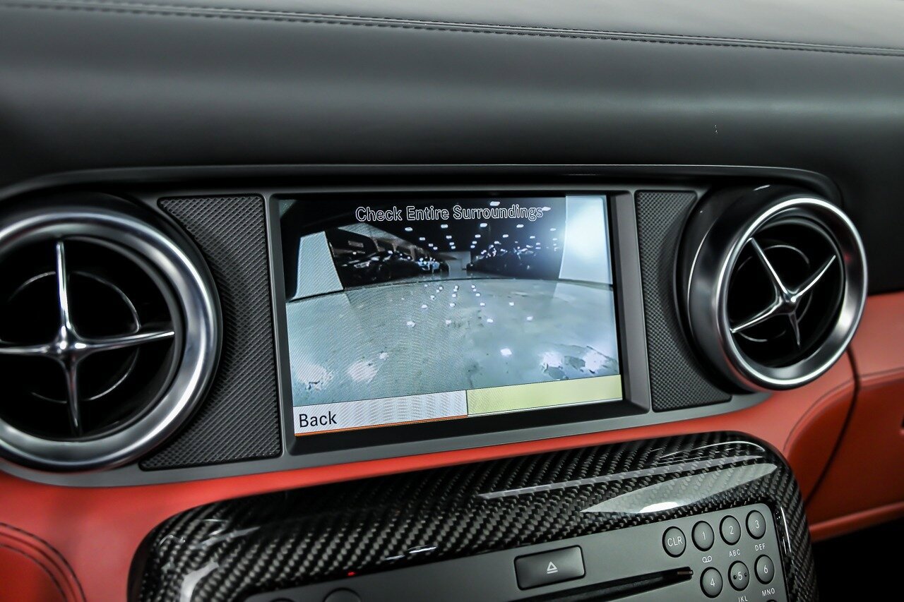 Used 2012 Mercedes-Benz SLS AMG Coupe image 31