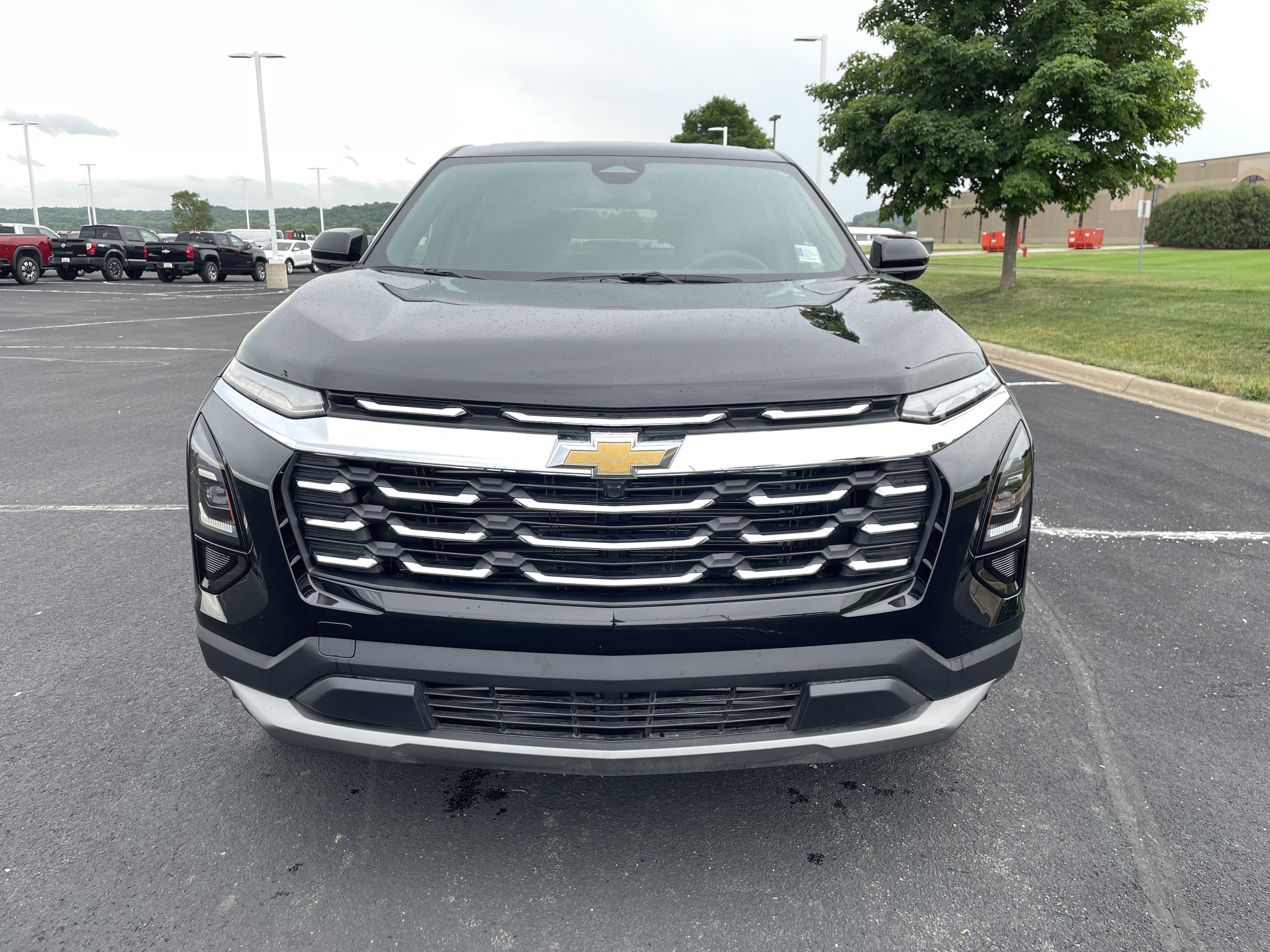 Used 2026 Chevrolet Equinox LT FWD image 8