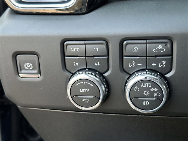 New 2026 GMC Sierra 2500 Denali Ultimate w/ Max Trailering Package image 17