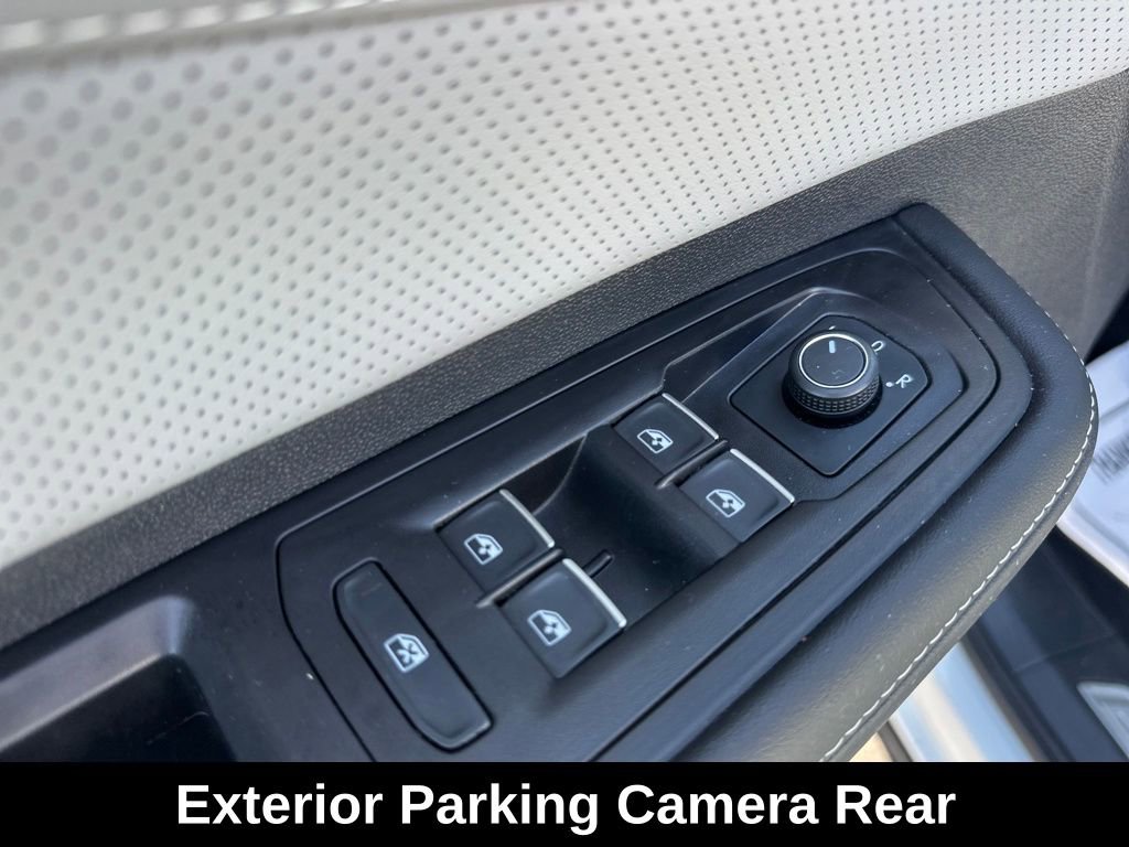 Used 2025 Volkswagen Atlas Cross Sport SEL image 15