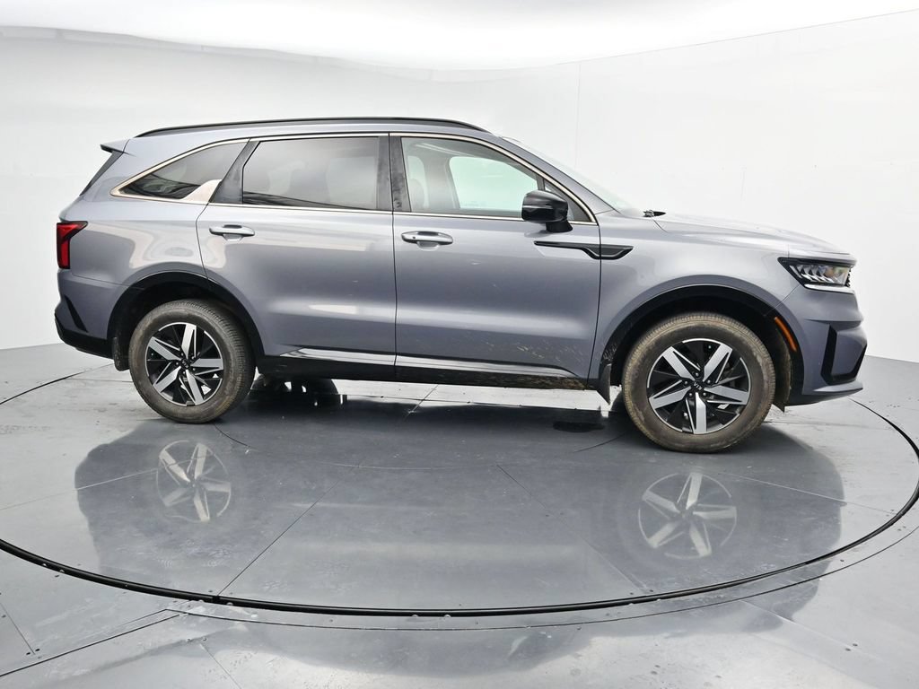 Used 2021 Kia Sorento EX w/ Panoramic Sunroof Package AWD/4WD image 9