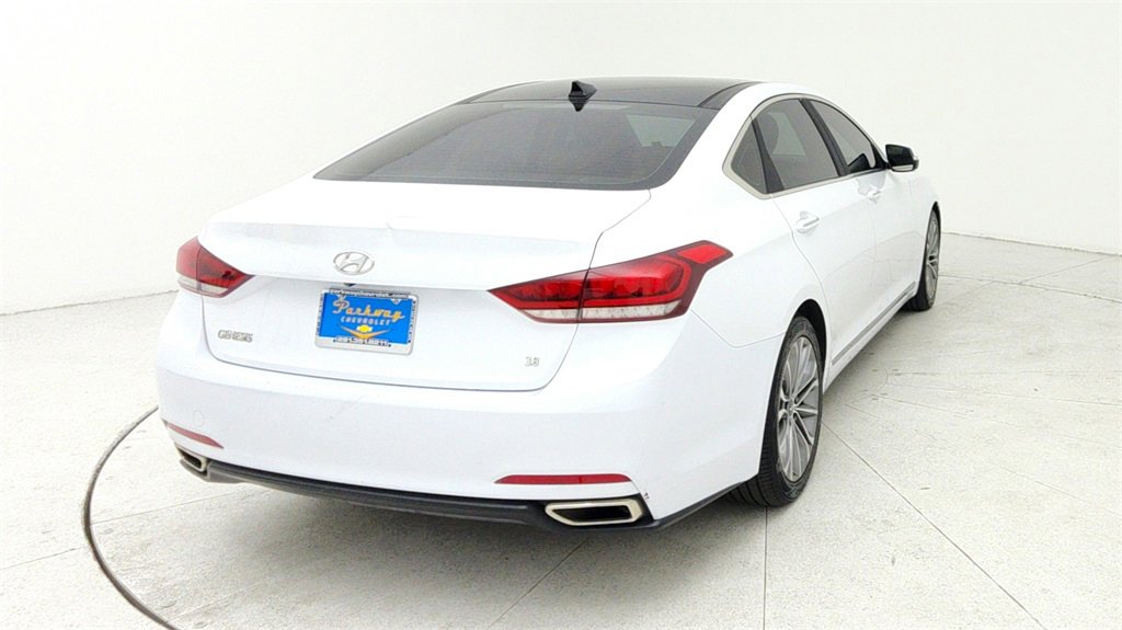 Used 2016 Hyundai Genesis 3.8 w/ Option Group 02 image 7