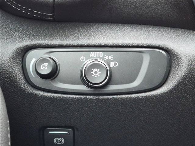 Used 2024 Chevrolet Blazer LT w/ Convenience Package FWD image 15