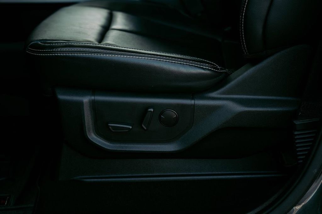 Used 2020 Ford F250 Lariat image 17