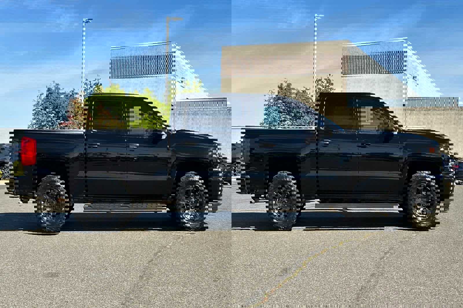 Used 2018 Chevrolet Silverado 1500 LTZ Z71 w/ LTZ Plus Package image 6