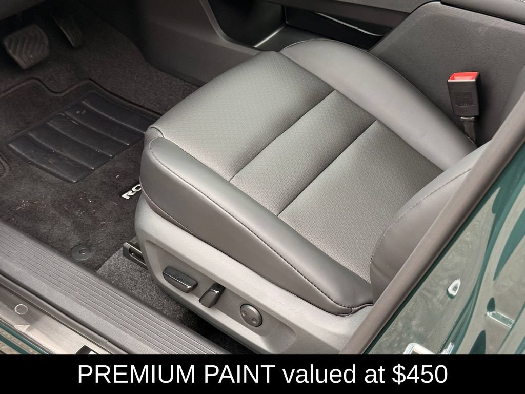 New 2026 Nissan Rogue Dark Armor AWD/4WD image 6