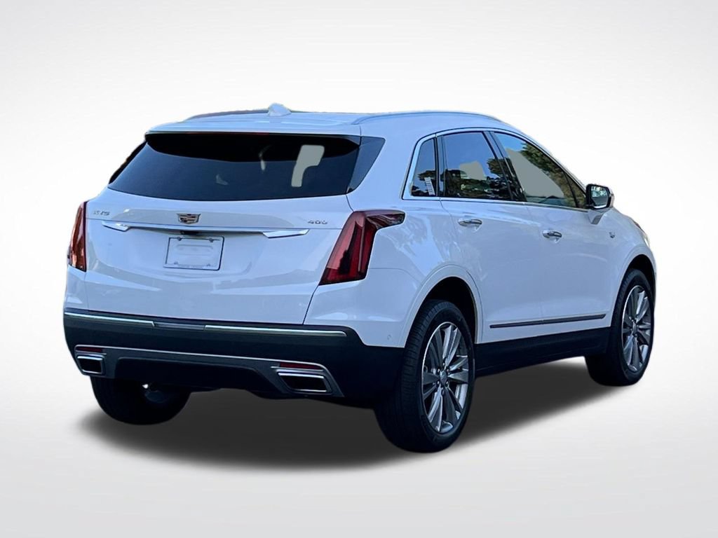 Used 2024 Cadillac XT5 Premium Luxury w/ Technology Package FWD image 5